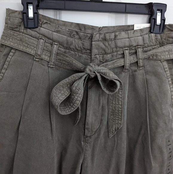 American Eagle Wide Leg Pants - Picture 2 of 8